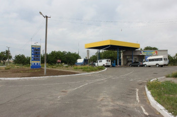 АЗС с магазином